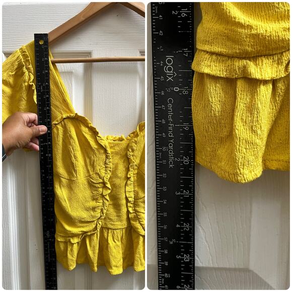 Line and Dot Crepe Elena Front Ruffle Back Smocked Detail Coquette Top Medium - Picture 9 of 12